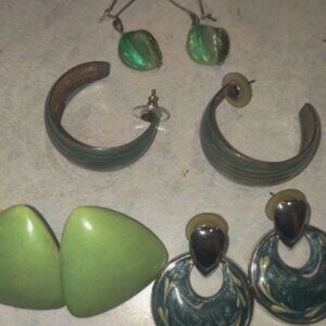 Women's Earrings Retro Green! 80's Fashionable Earrings 4-Pairs!